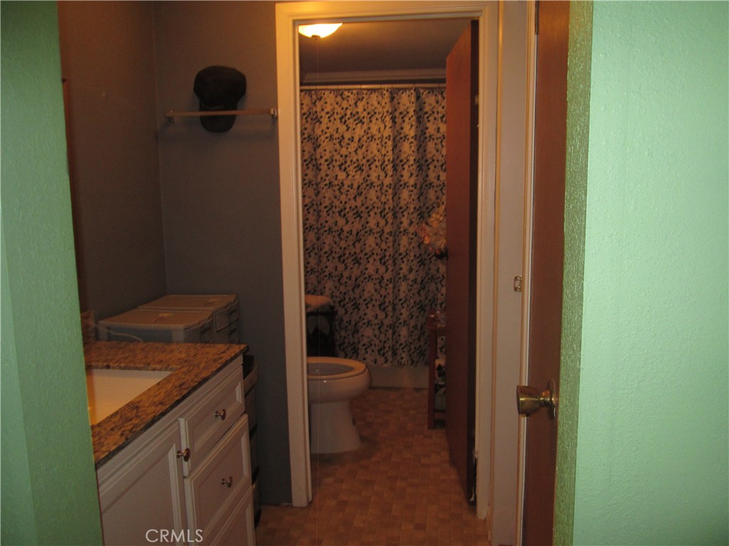 1025 S Riverside Avenue 112 Property Photo 45