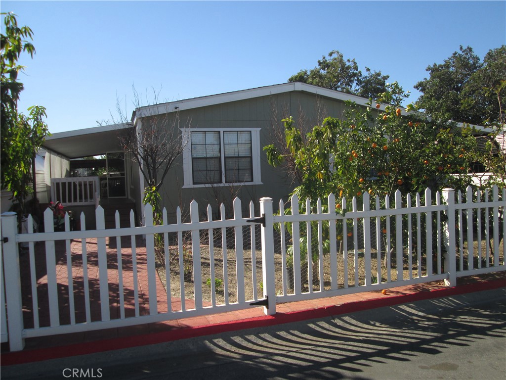 1025 S Riverside Avenue 112 Property Photo 62