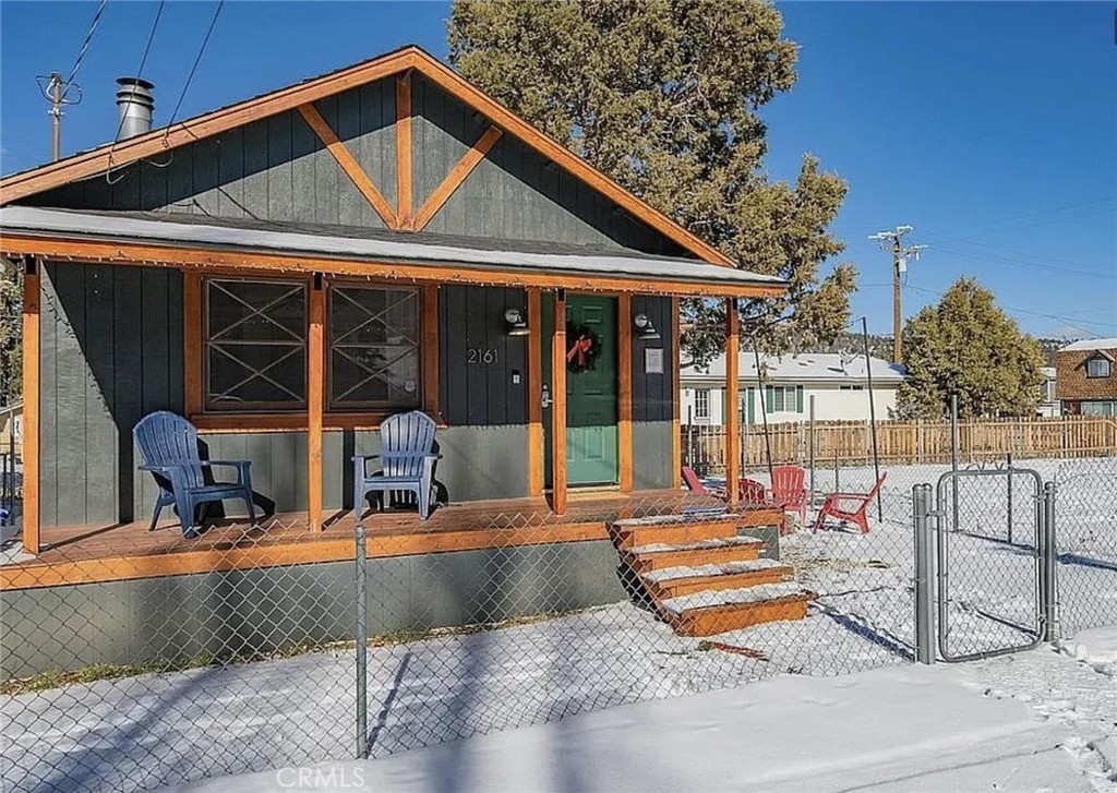 2161 4th Lane Property Photo 2