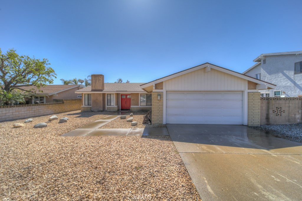 8371 Hawthorne Street Property Photo 1