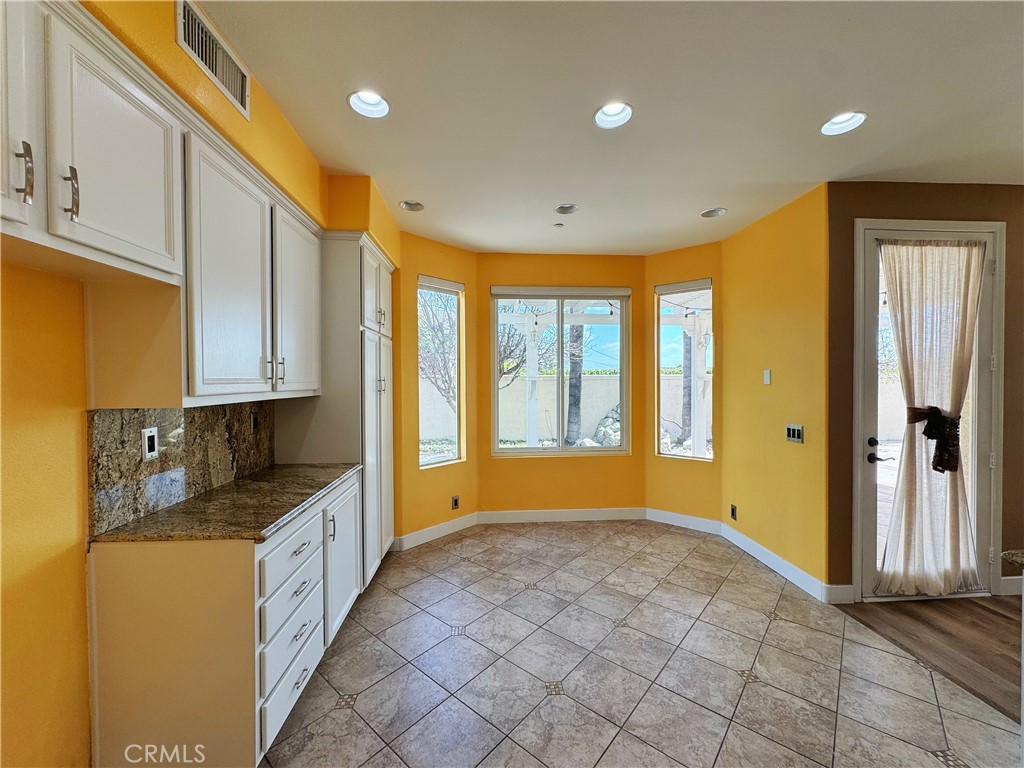 6789 Gilbert Place Property Photo 9