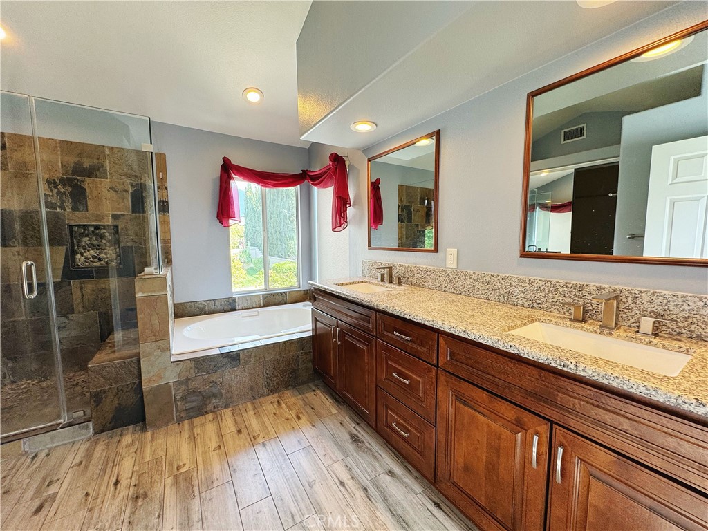 6789 Gilbert Place Property Photo 14