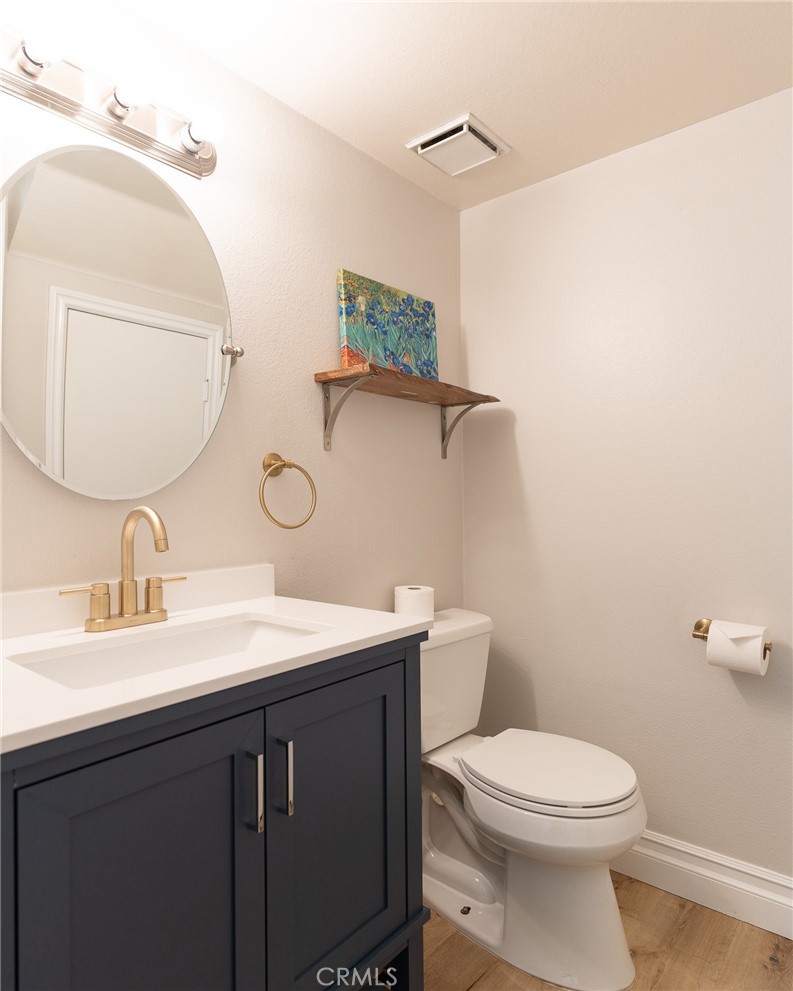6914 Basswood Place Property Photo 4