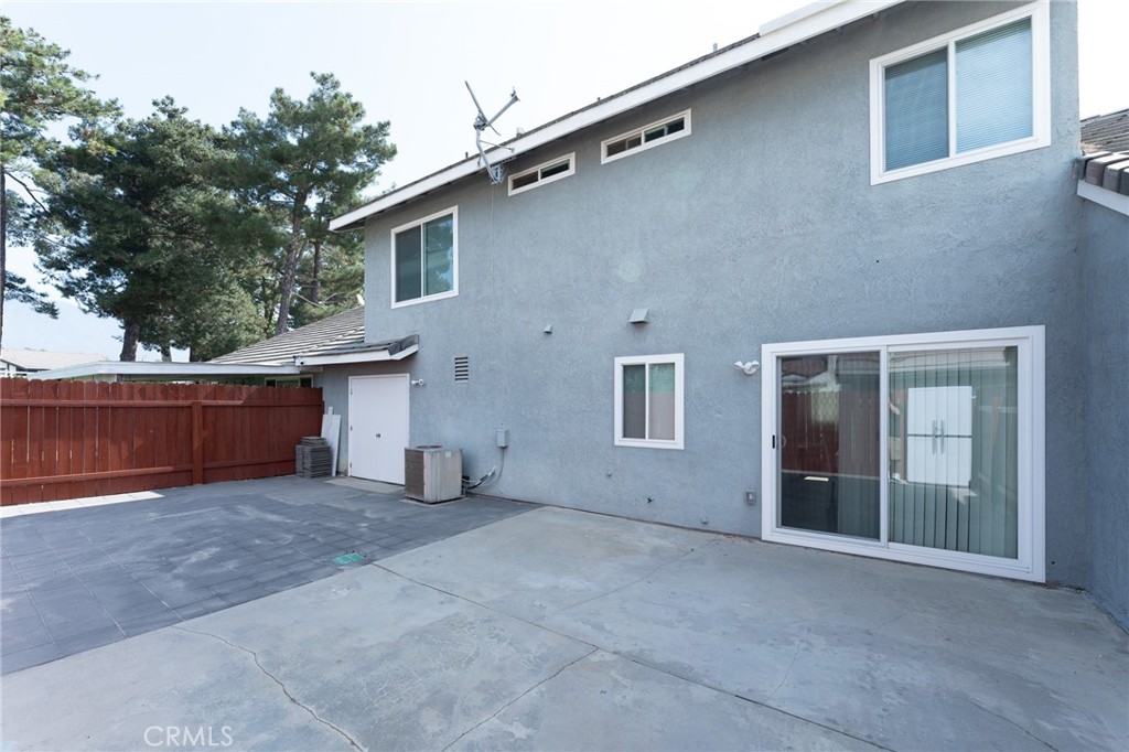 6914 Basswood Place Property Photo 29