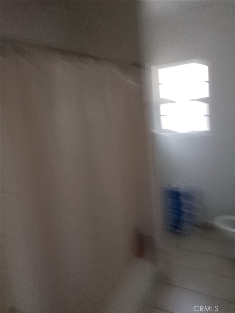 1905 N E Street Property Photo 6