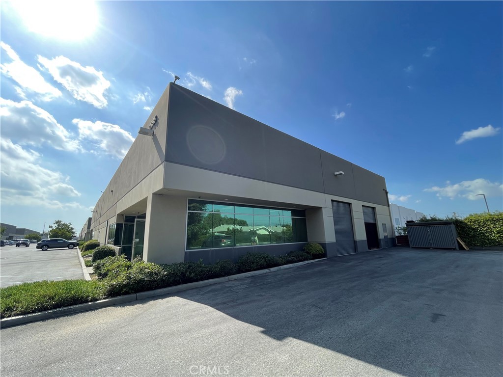 12995 Los Nietos Road Property Photo 1