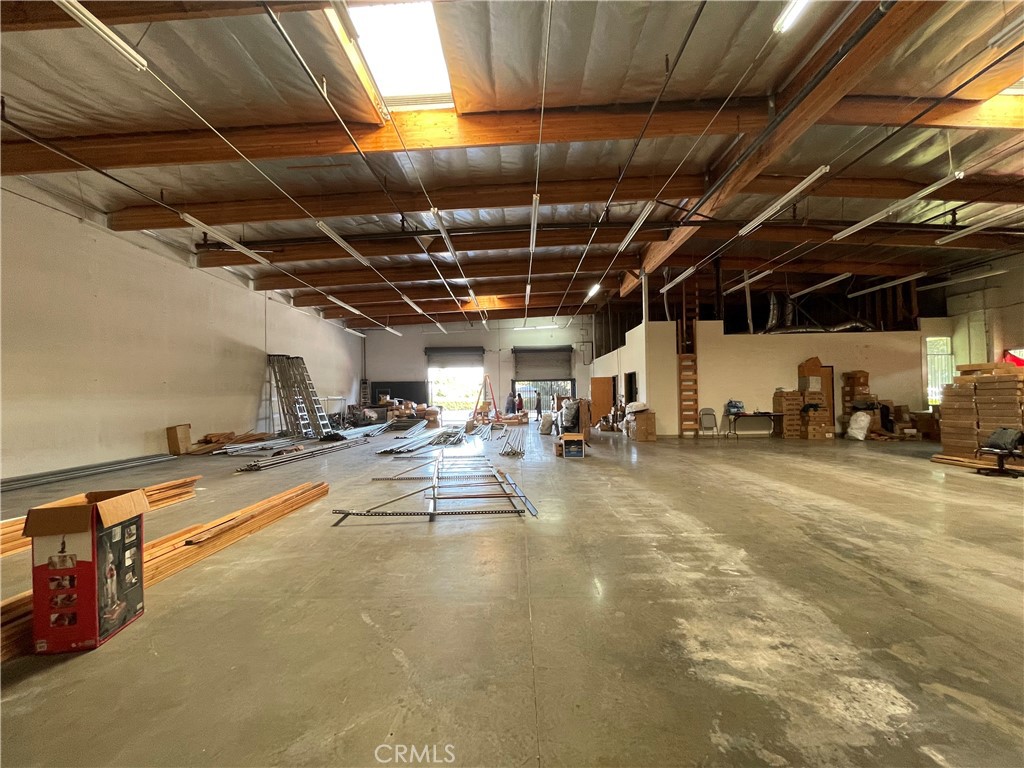 12995 Los Nietos Road Property Photo 5