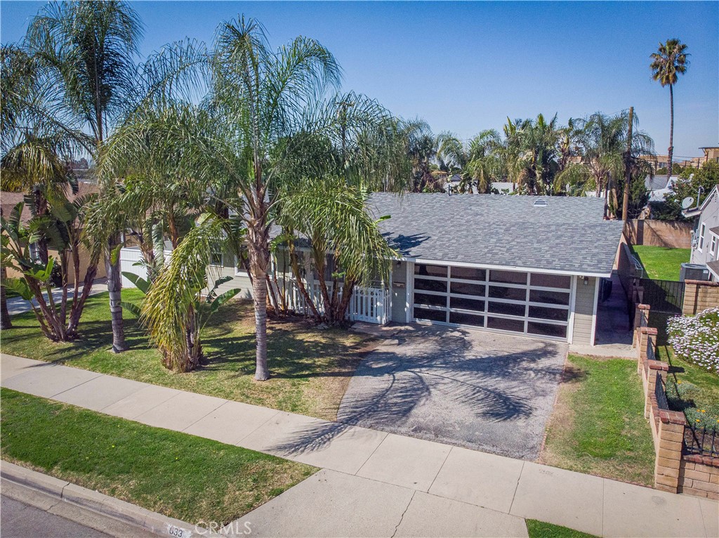 633 S Vermont Avenue Property Photo