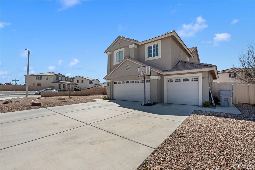 8824 Tamarisk Avenue Property Photo 3