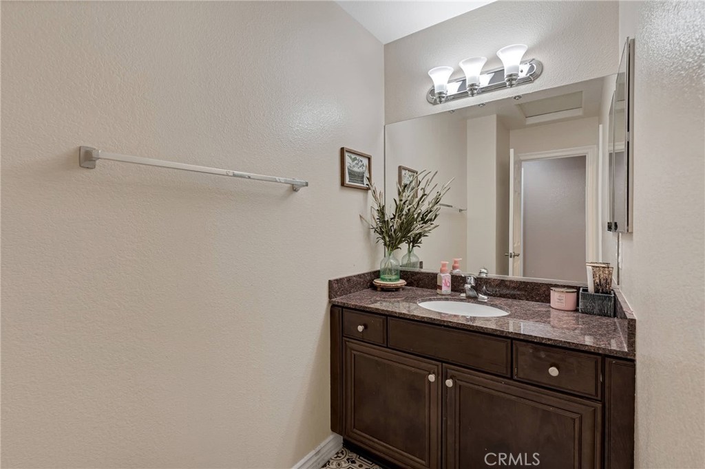 8824 Tamarisk Avenue Property Photo 29