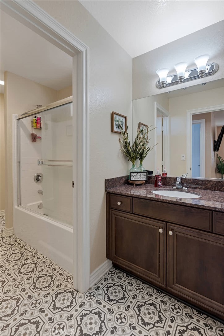 8824 Tamarisk Avenue Property Photo 32