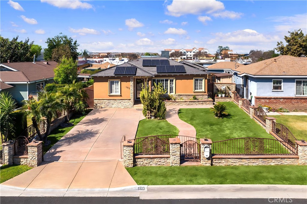 1103 N Stimson Avenue Property Photo