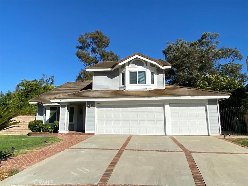 1353 Crestmont Drive Property Photo