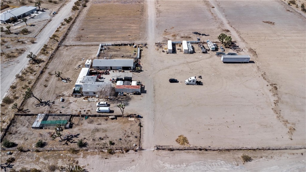 12702 Pine Tree Road Property Photo 17