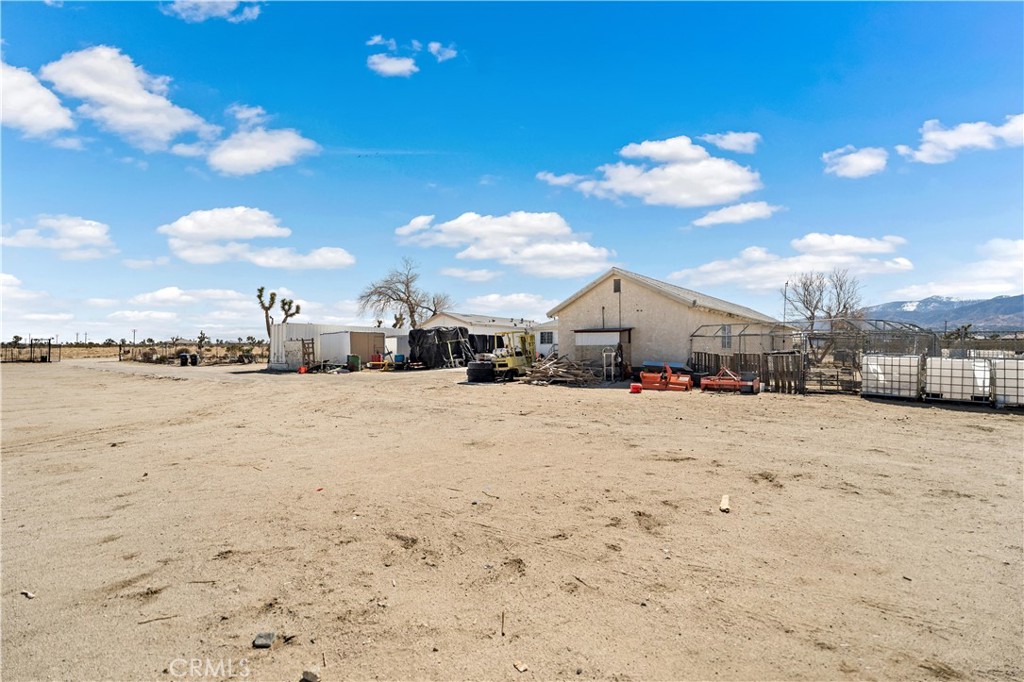12702 Pine Tree Road Property Photo 34