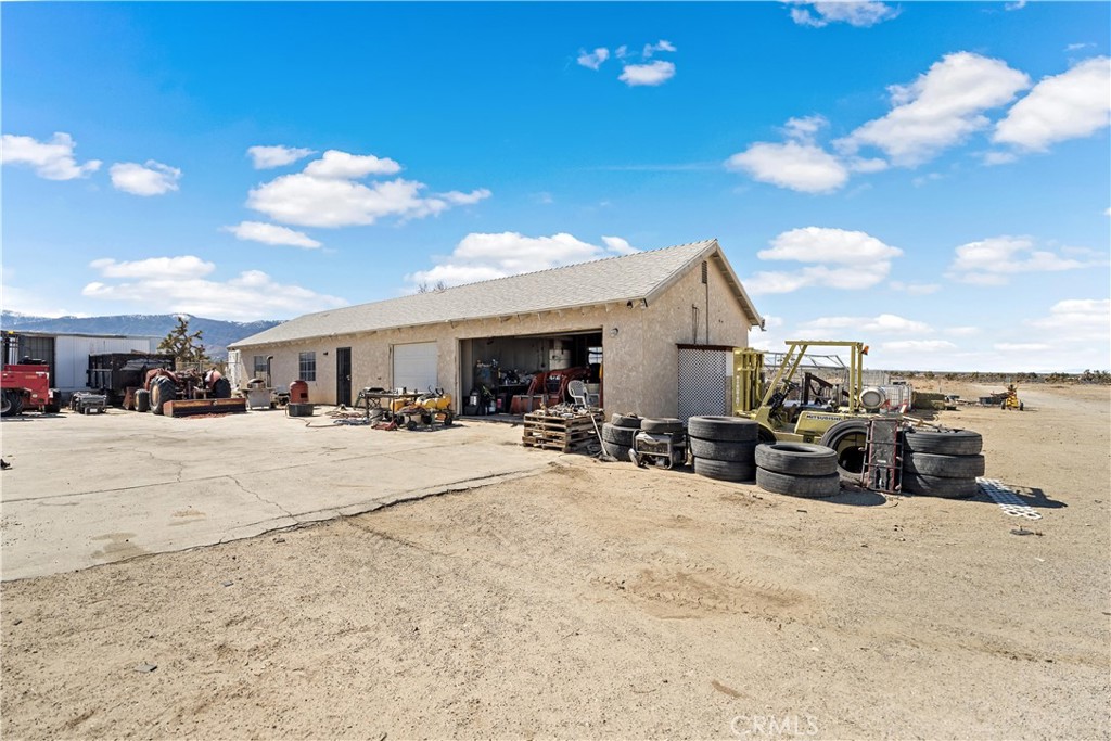 12702 Pine Tree Road Property Photo 41