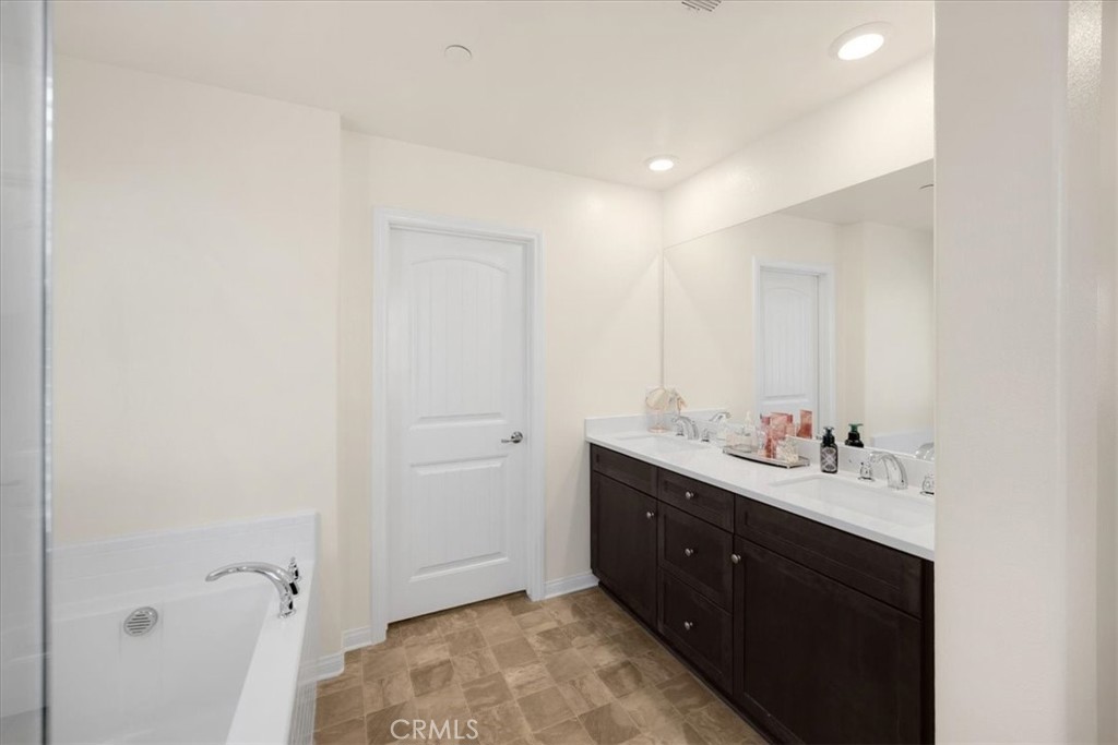 16510 Monteviejo Street Property Photo 22