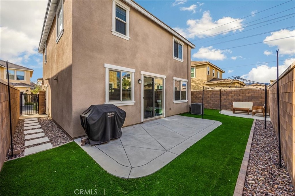 16510 Monteviejo Street Property Photo 24