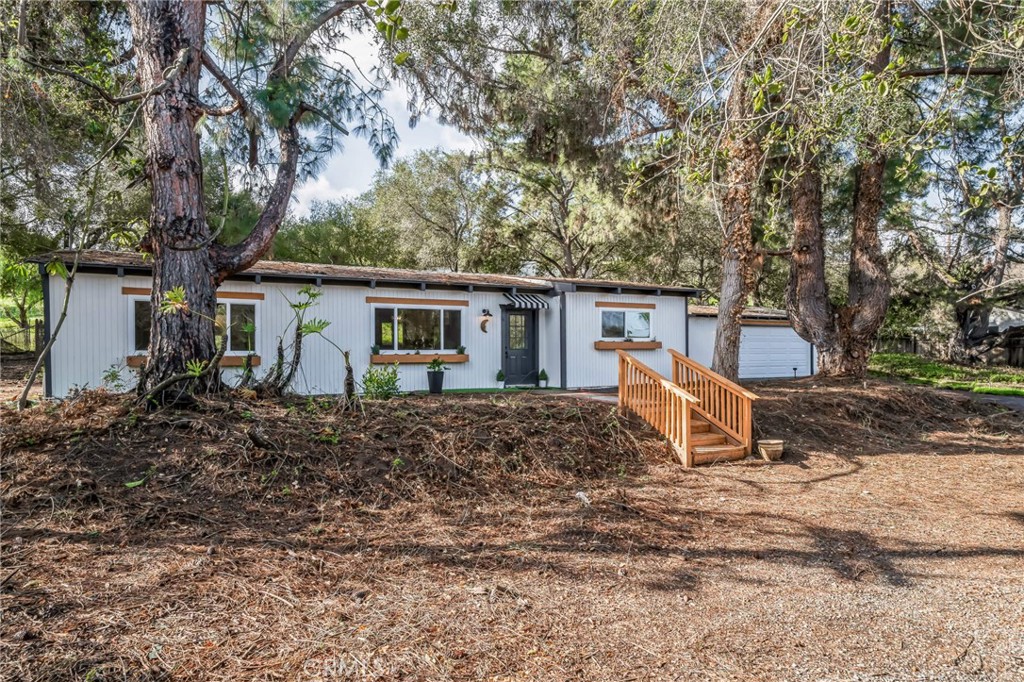 9959 W Lilac Road Property Photo