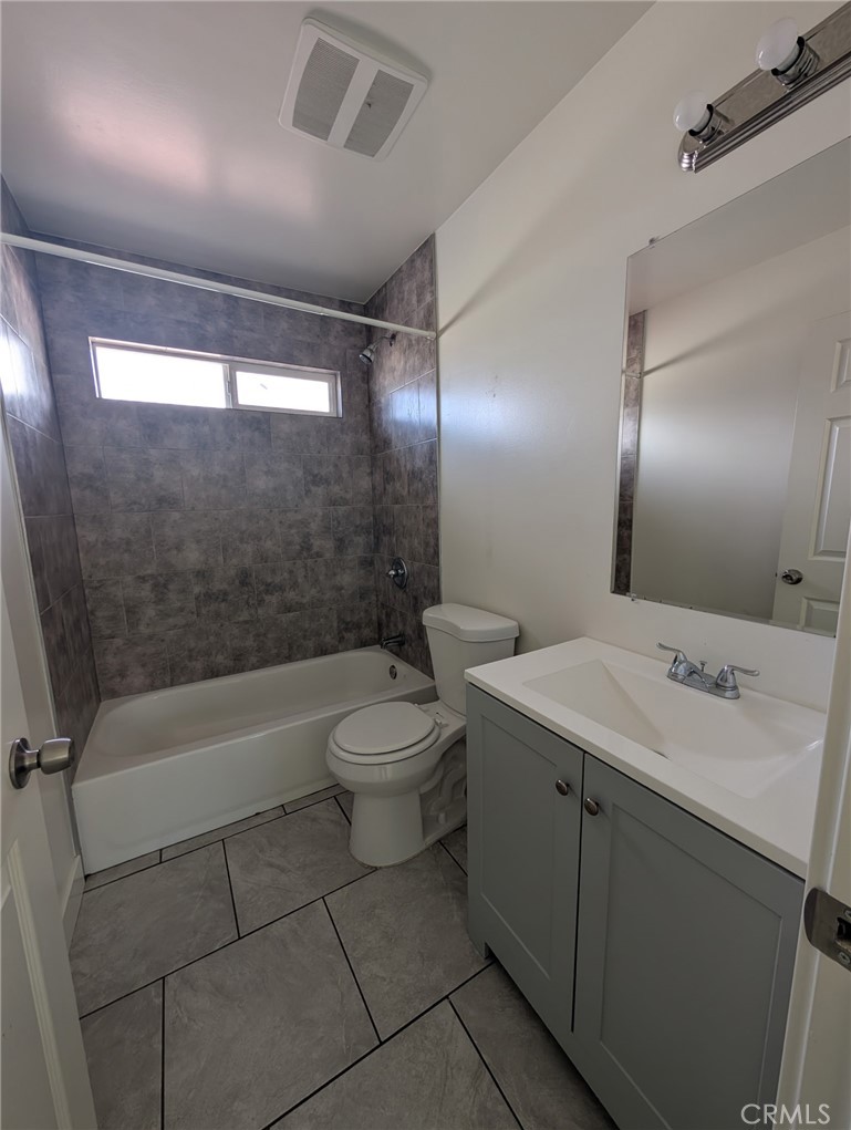 4836 Park Street Property Photo 5