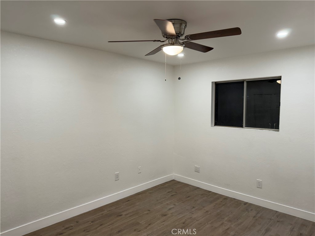 1354 W King Street Property Photo 3