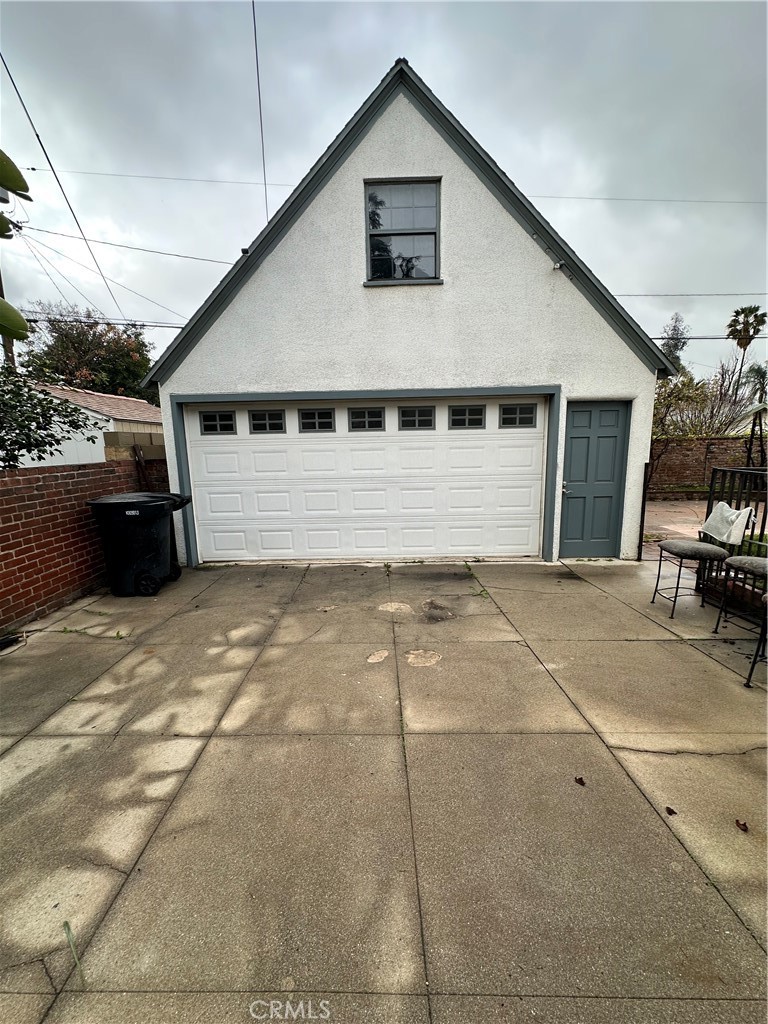 150 Garfield Avenue Property Photo 6