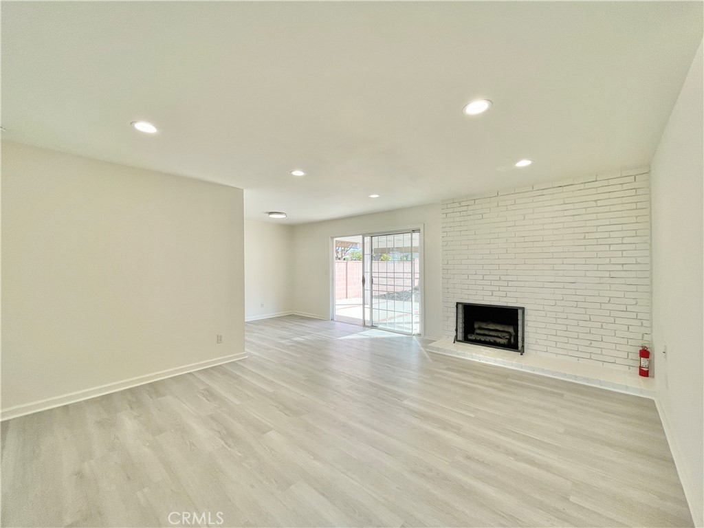 6290 San Rolando Cir Property Photo