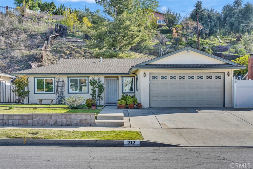 212 Macalester Drive Property Photo