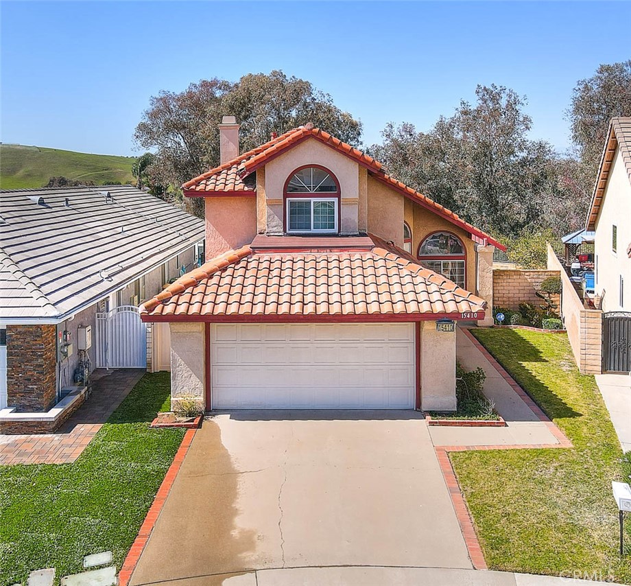 15410 Oak Grove Court Property Photo