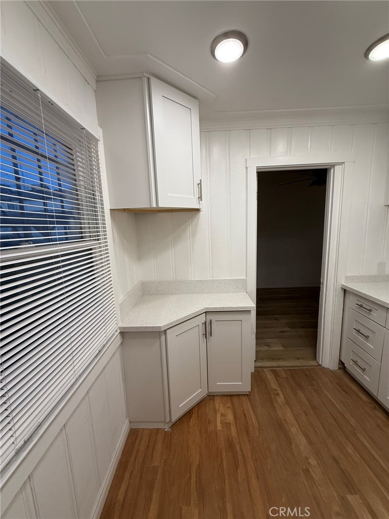 17405 Arrow Boulevard Property Photo 8