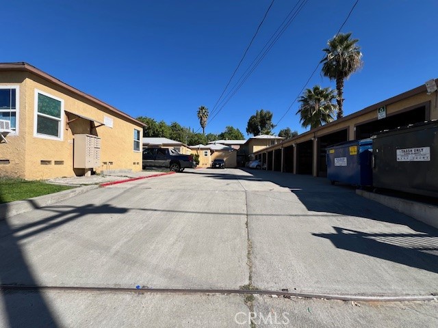 809 N Mountain View Avenue Property Photo 1