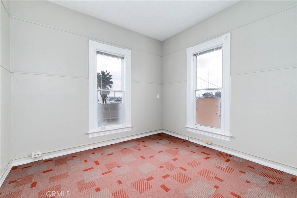 961 W Holt Boulevard Property Photo 23