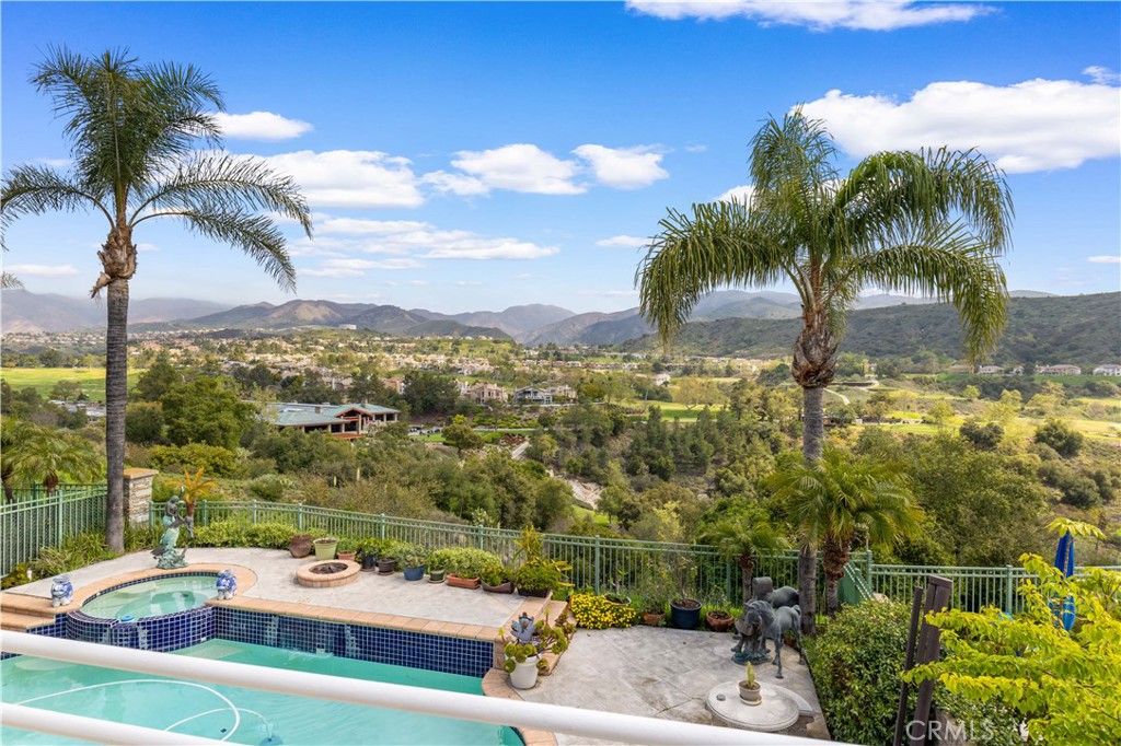 14 Beaconsfield Property Photo