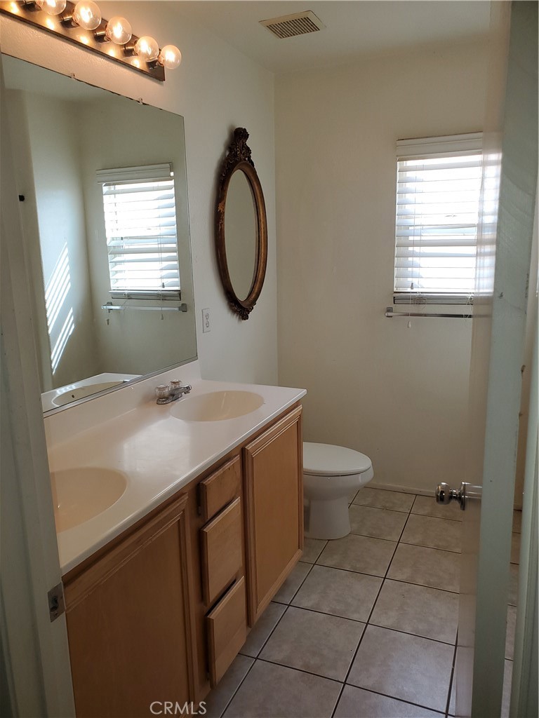 9546 Peridot Avenue Property Photo 8