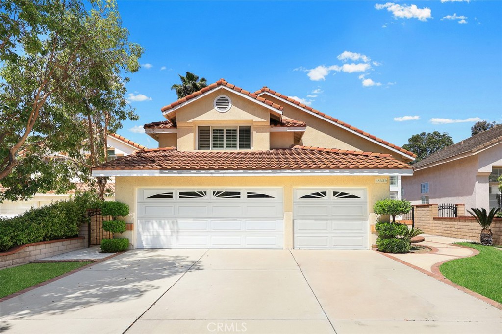 18425 Buttonwood Lane Property Photo 1