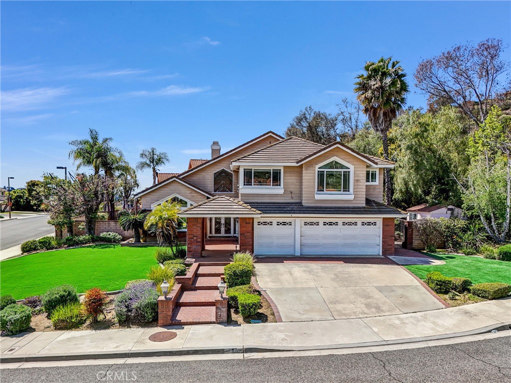 1 El Vecino Place Property Photo 3