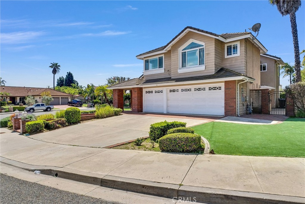 1 El Vecino Place Property Photo 6