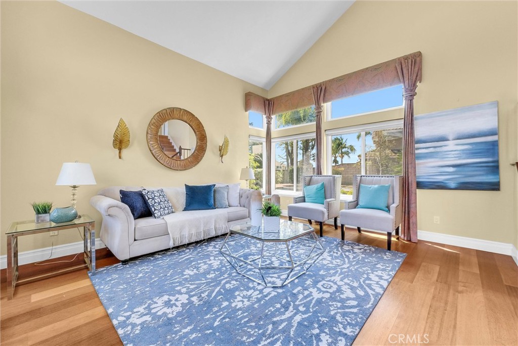 1 El Vecino Place Property Photo 9