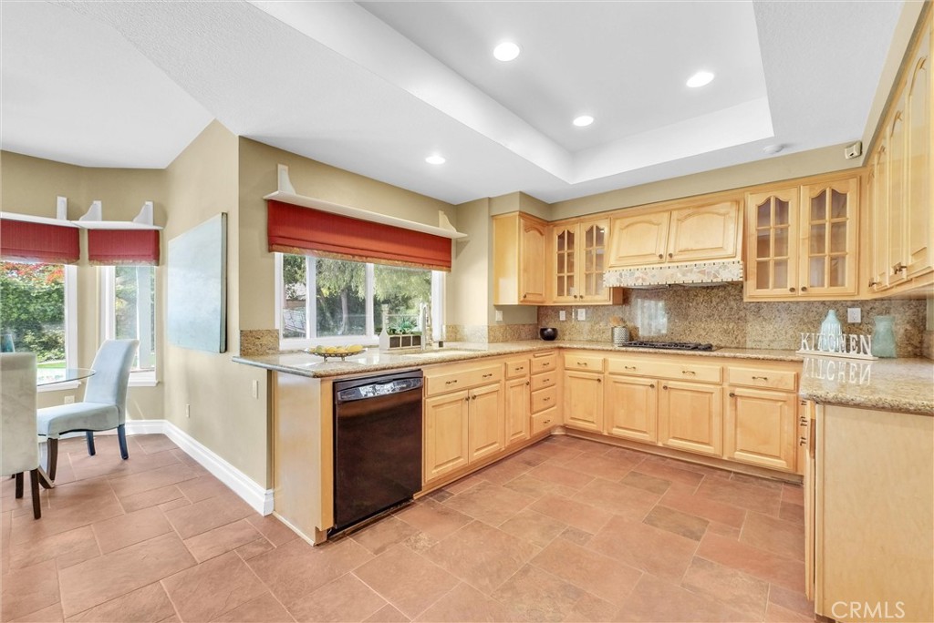 1 El Vecino Place Property Photo 22