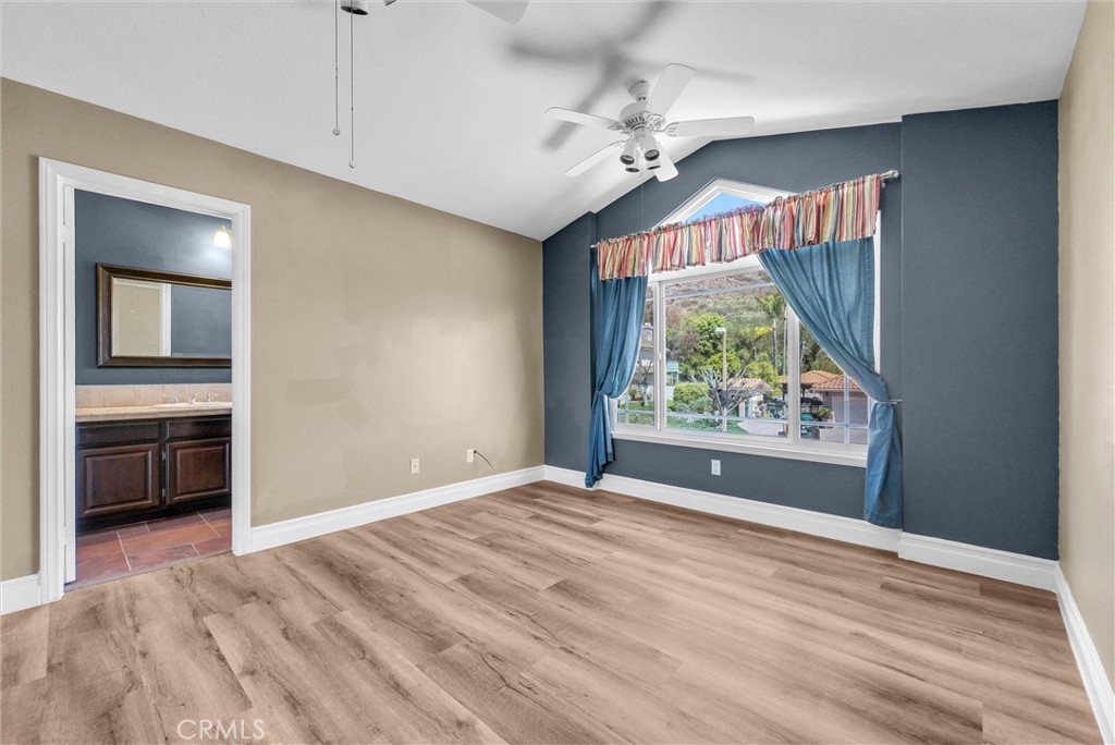 1 El Vecino Place Property Photo 37