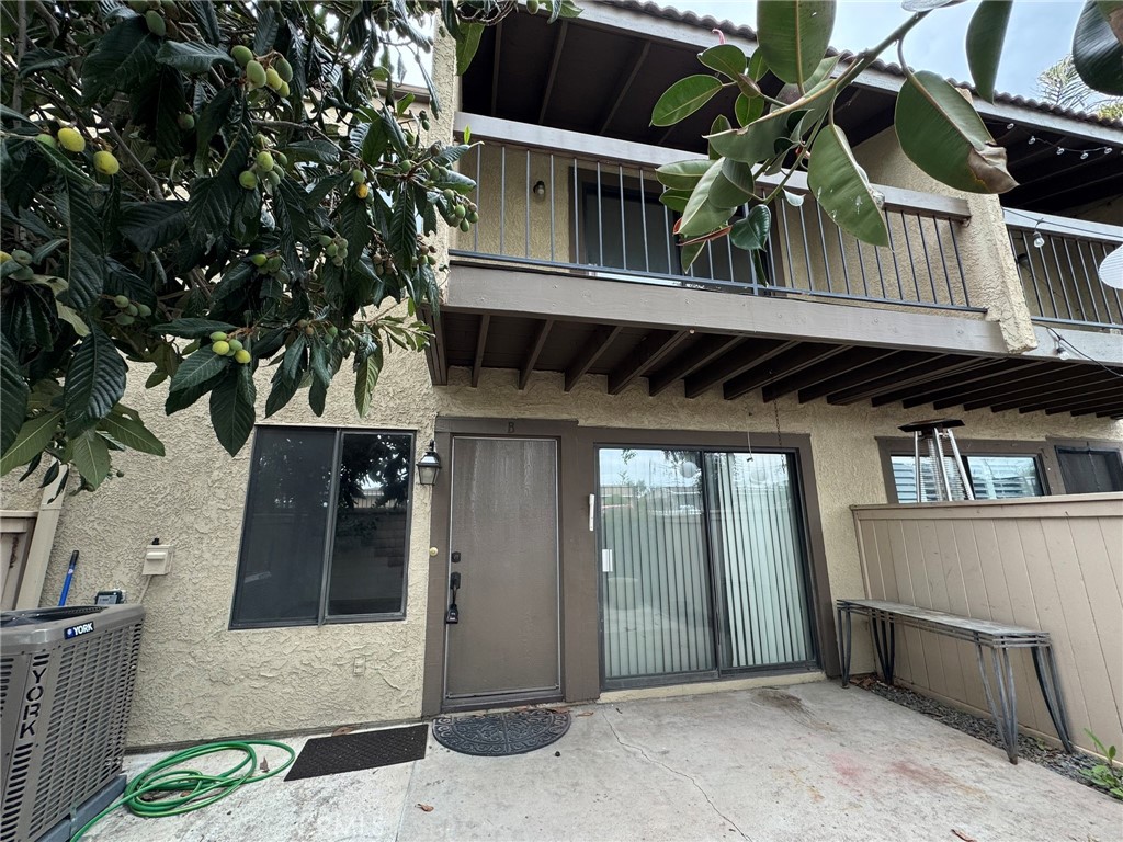 9244 Citrus Avenue B Property Photo