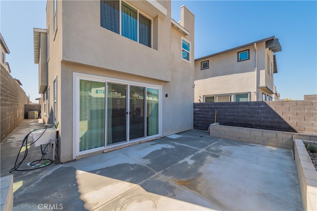 15842 Caterpillar Drive Property Photo 9