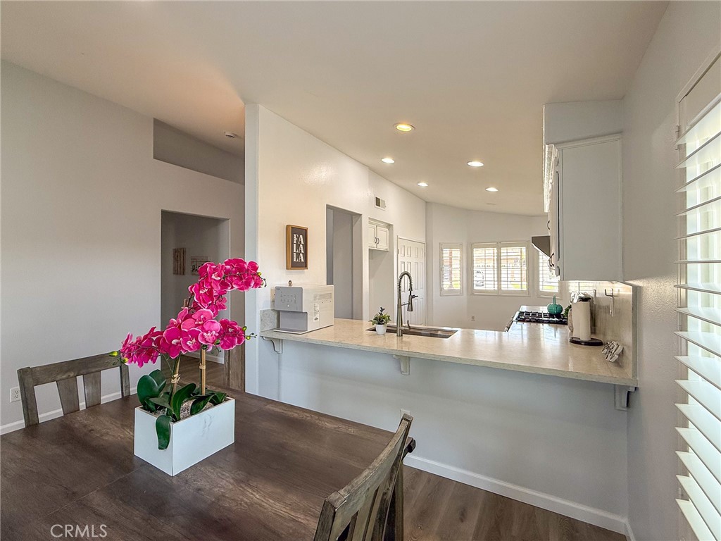 12225 Silverberry Street Property Photo 14