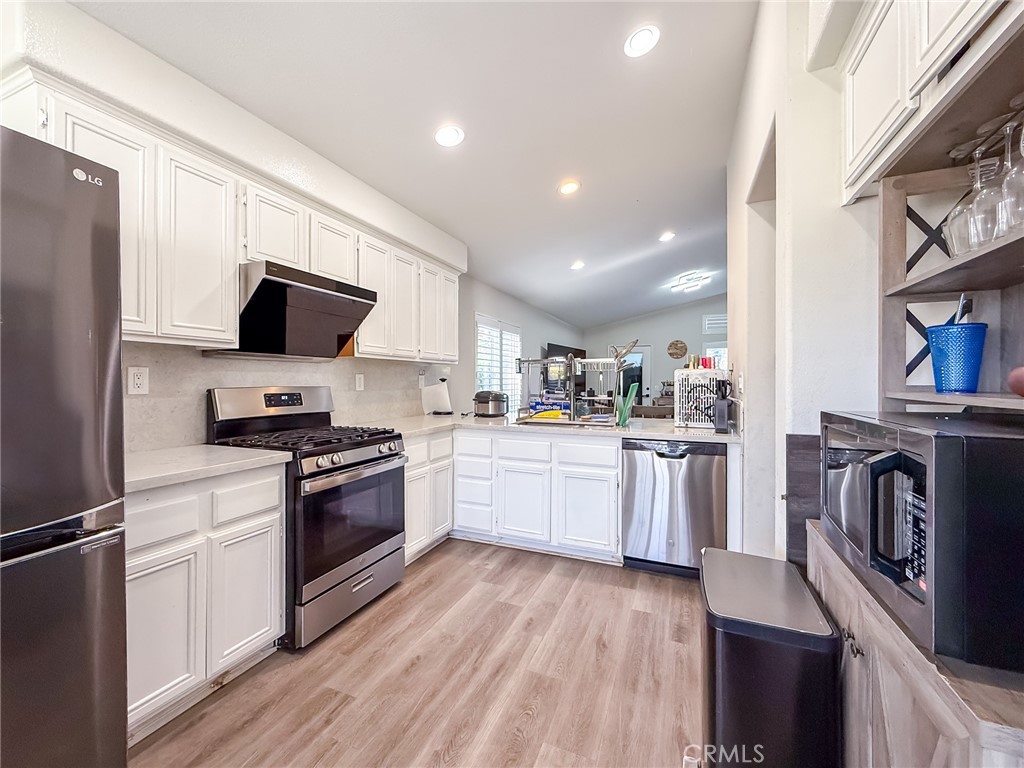 12225 Silverberry Street Property Photo 18