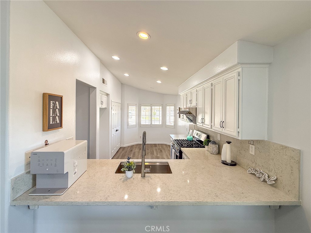 12225 Silverberry Street Property Photo 18