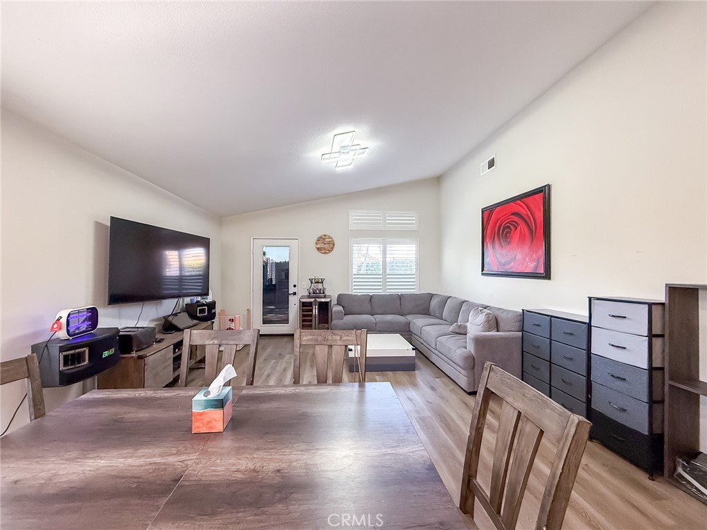 12225 Silverberry Street Property Photo 21