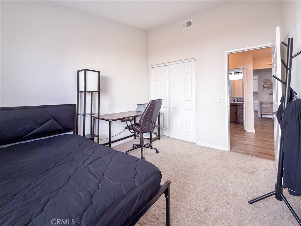 12225 Silverberry Street Property Photo 25