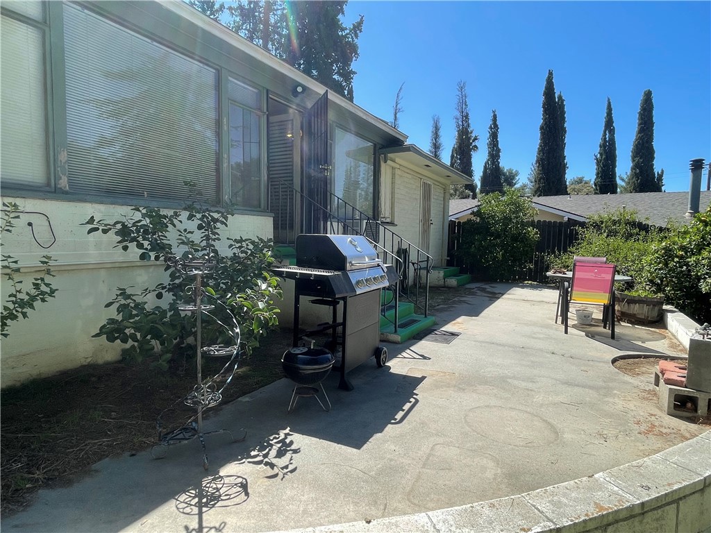 1833 N San Gorgonio Avenue Property Photo 16