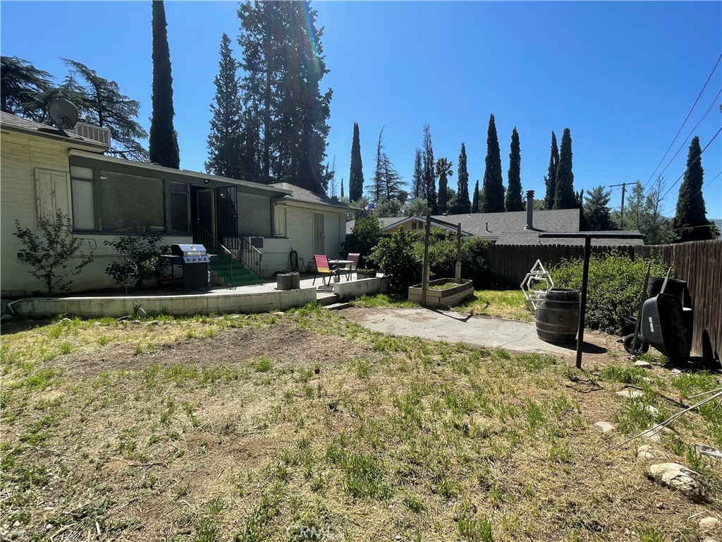 1833 N San Gorgonio Avenue Property Photo 19