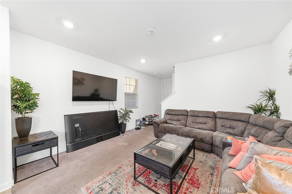16584 Poppy Seed Lane Property Photo 3